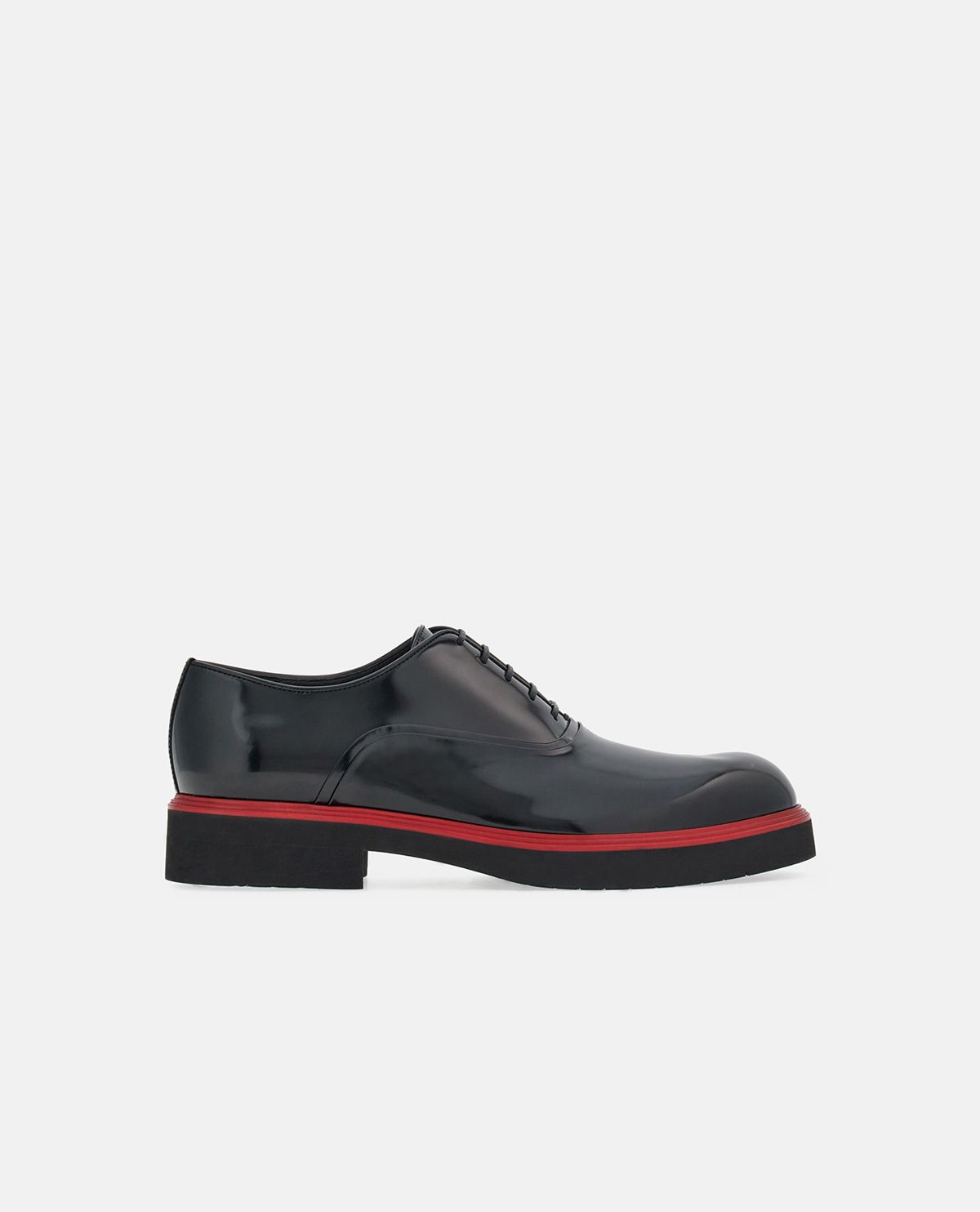 Giày oxford phối viền tương phản