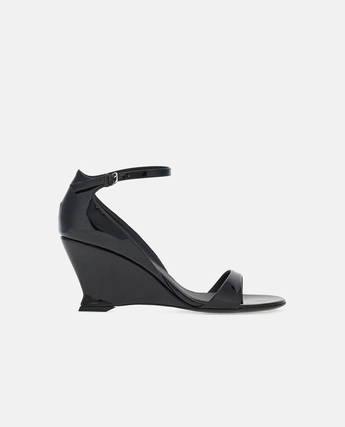 Giày sandal cao gót đế xuồng