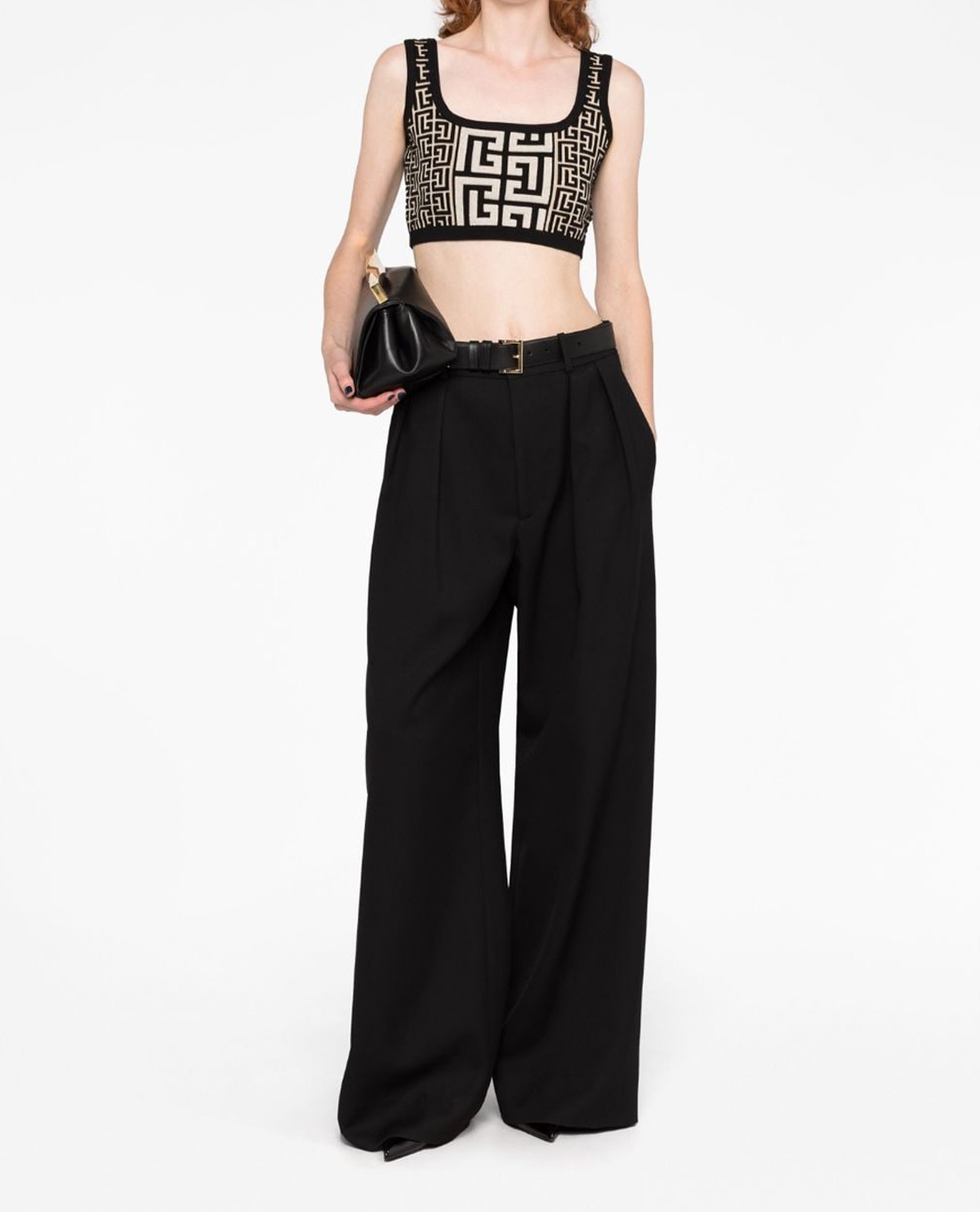 Áo croptop họa tiết monogram