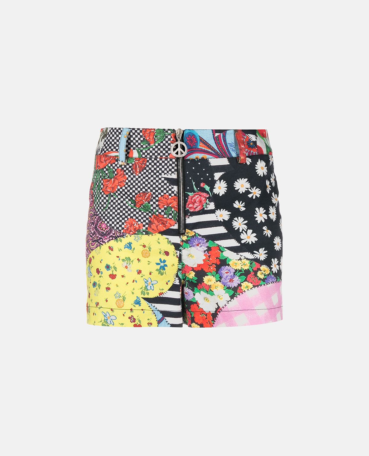 Quần shorts họa tiết patchwork