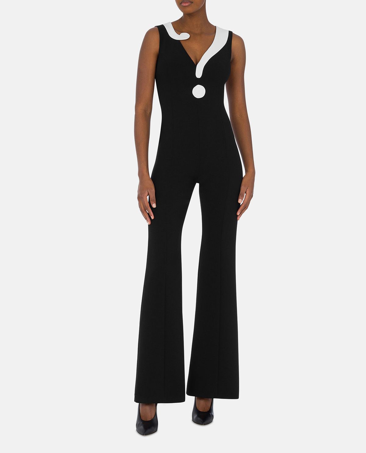 Jumpsuit ống loe phối kí tự