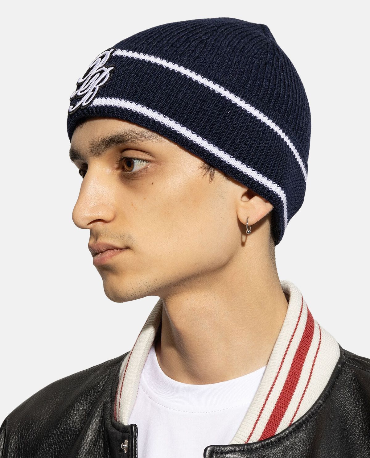 Nón beanie phối logo