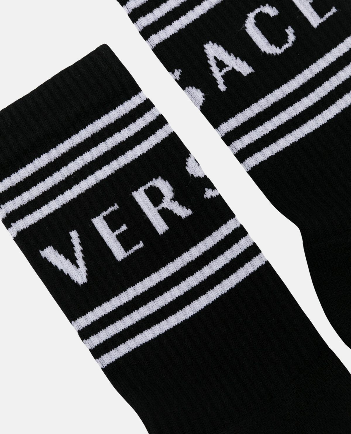 Bộ 2 vớ cao cổ phối logo 90s Vintage