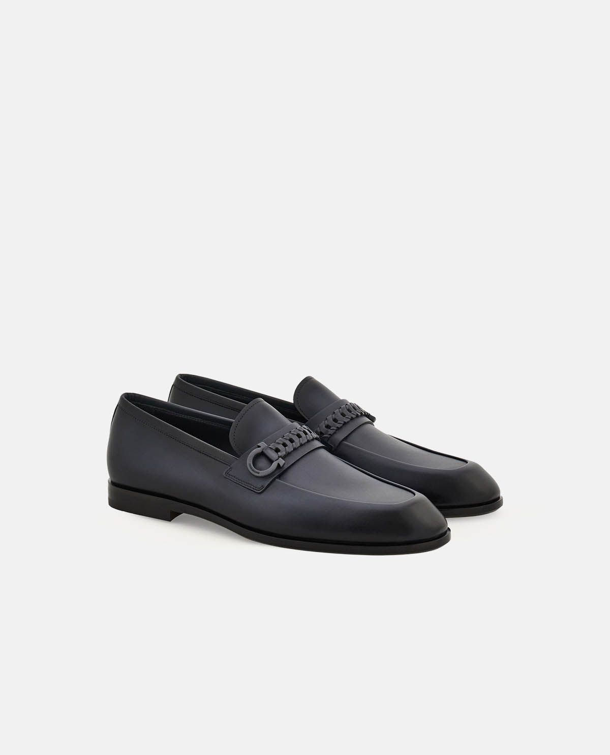 Giày loafer phối khóa Gancini