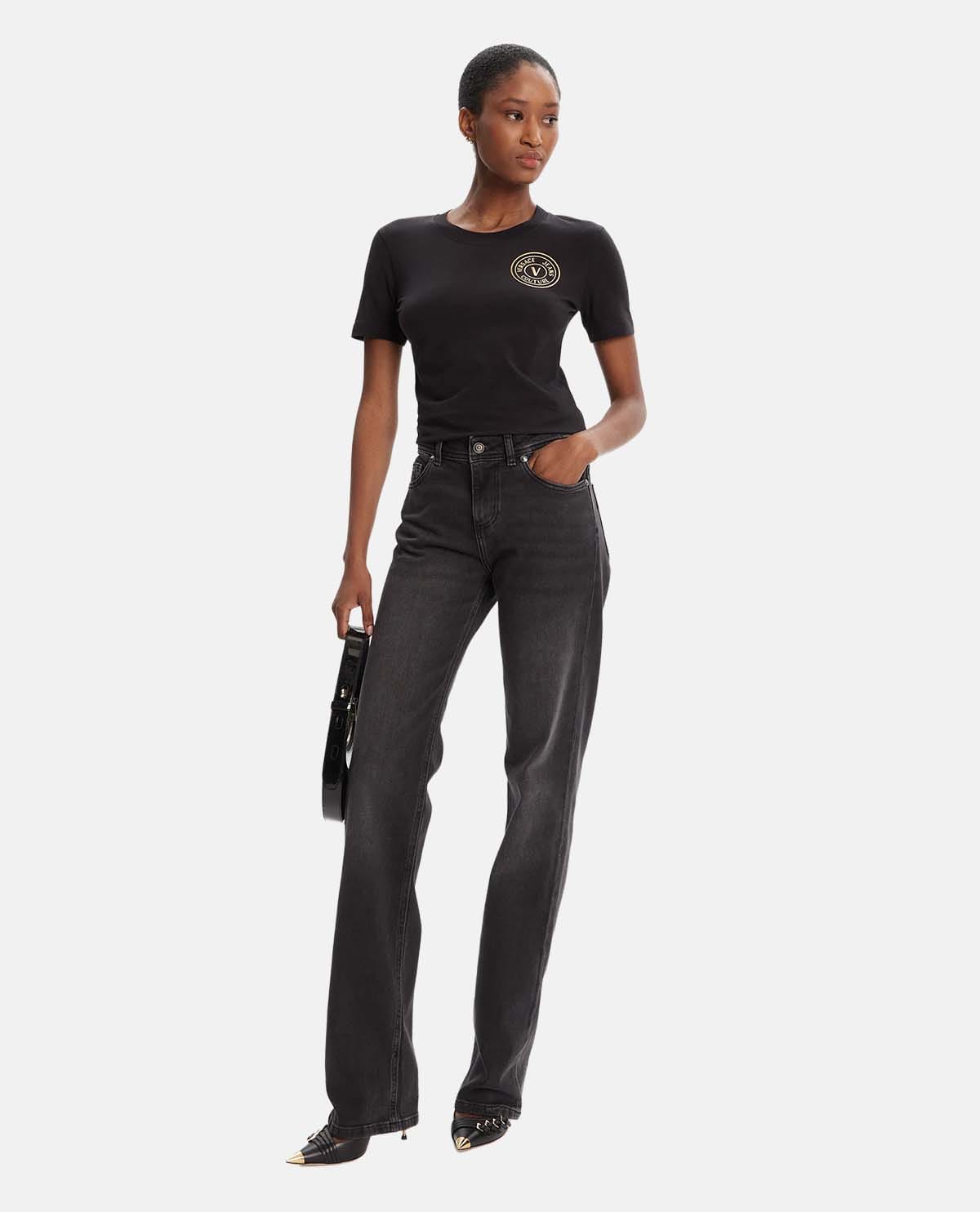 Quần jeans regular-fit phối logo