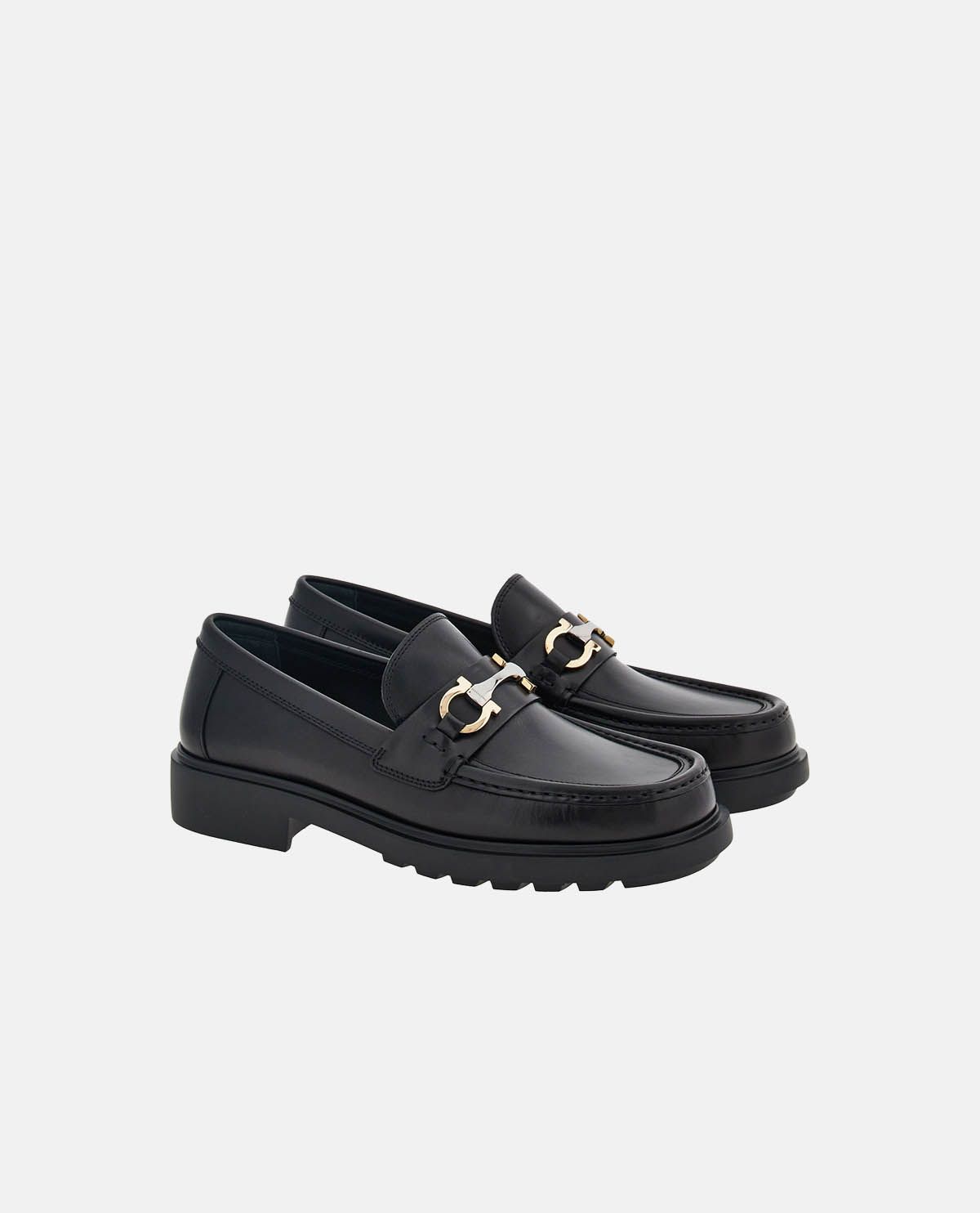 Giày moccasin phối khóa Gancini