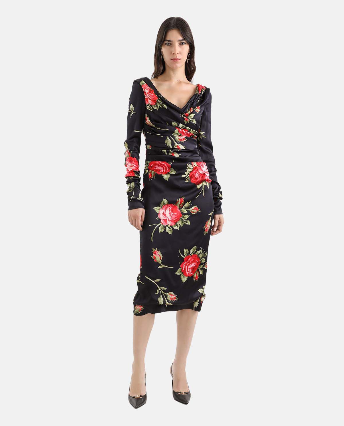 Đầm satin họa tiết hoa hồng