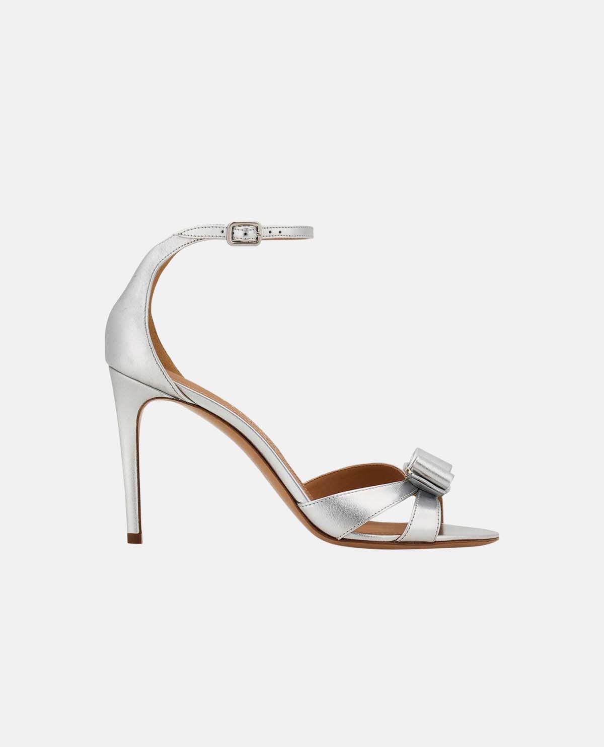 Giày sandal cao gót đính nơ Vara