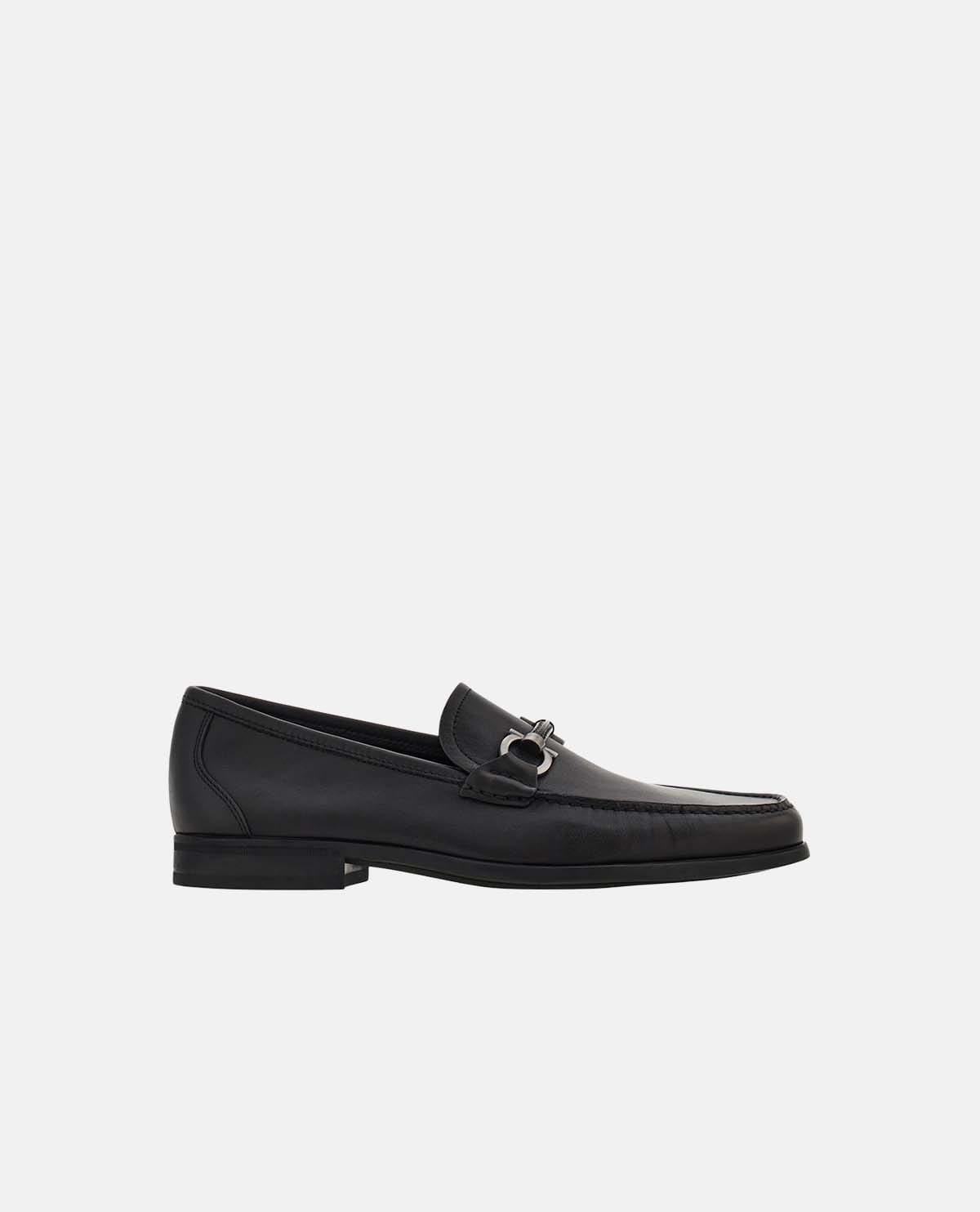 Giày loafer phối quai Gancini