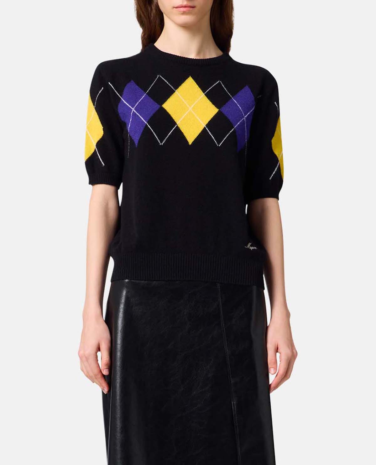 Áo len tay ngắn họa tiết argyle