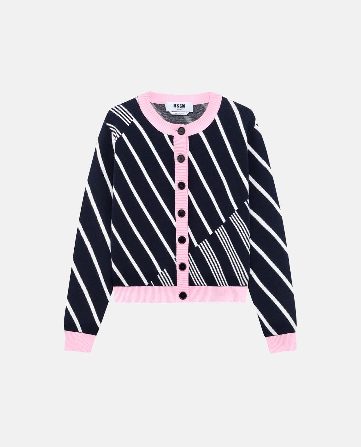 Áo cardigan họa tiết kẻ sọc