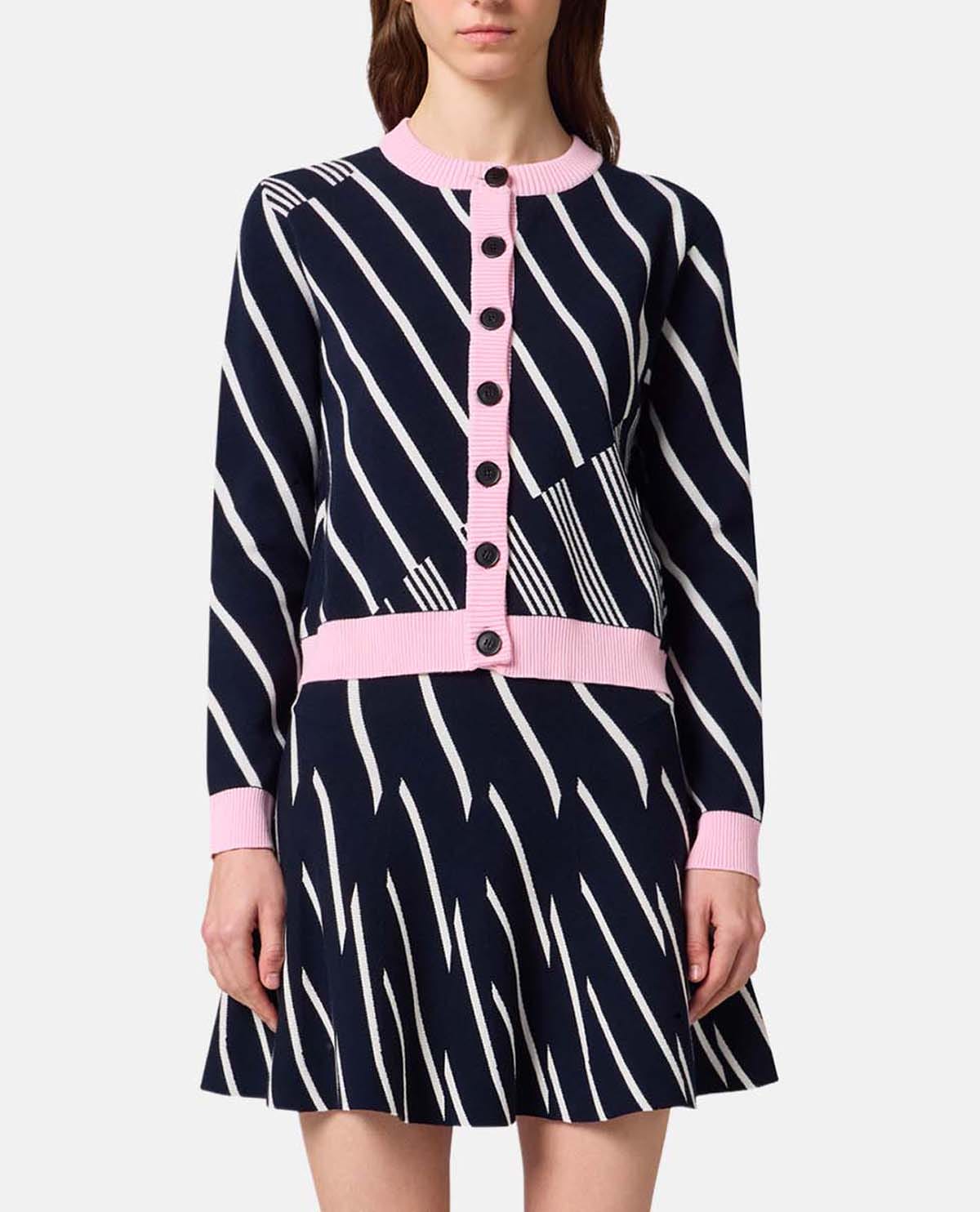 Áo cardigan họa tiết kẻ sọc