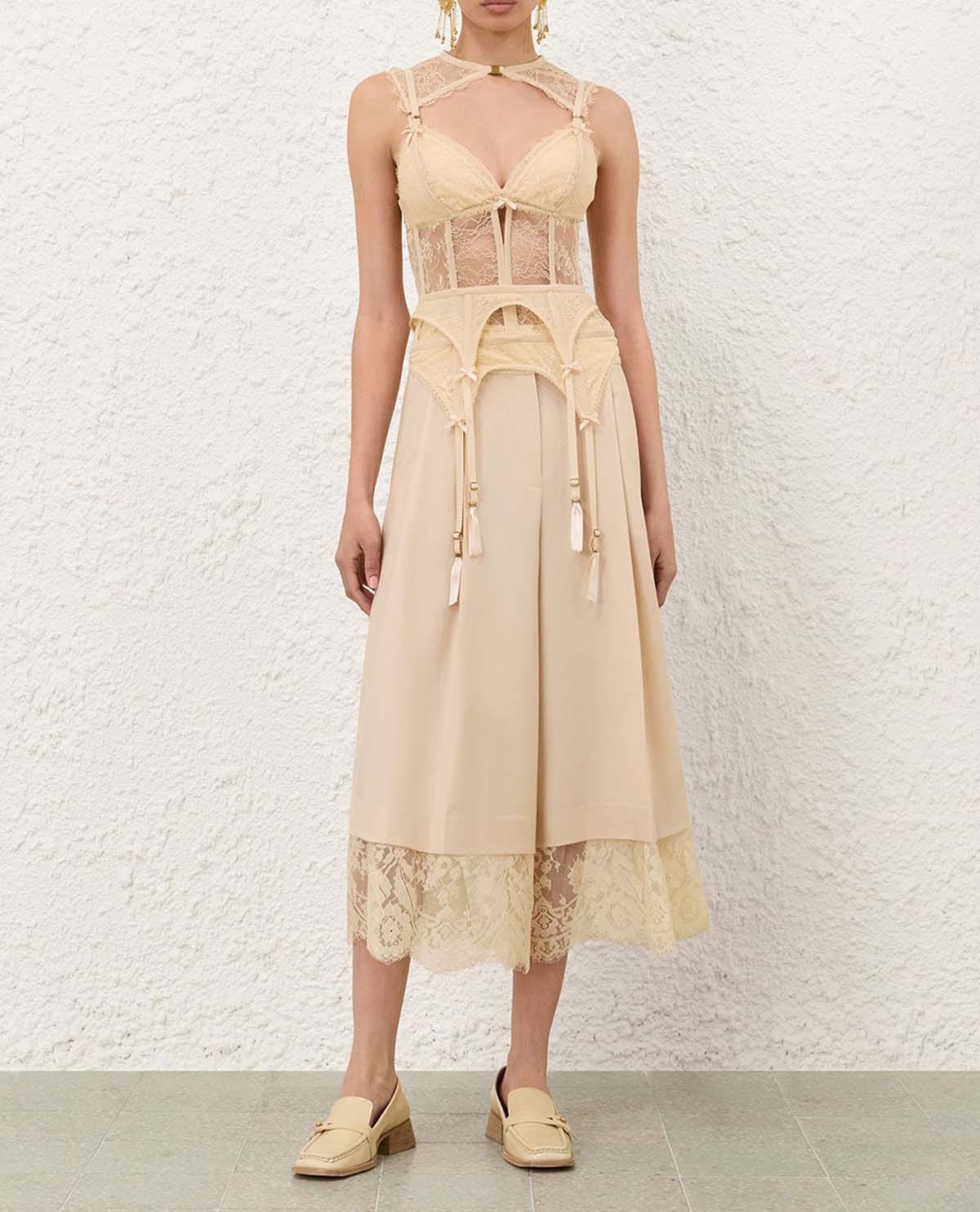 Quần culotte phối ren Valiant