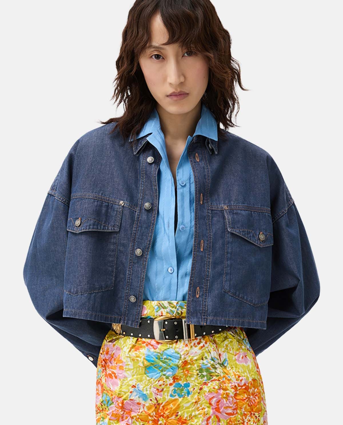 Áo sơ mi denim dáng crop