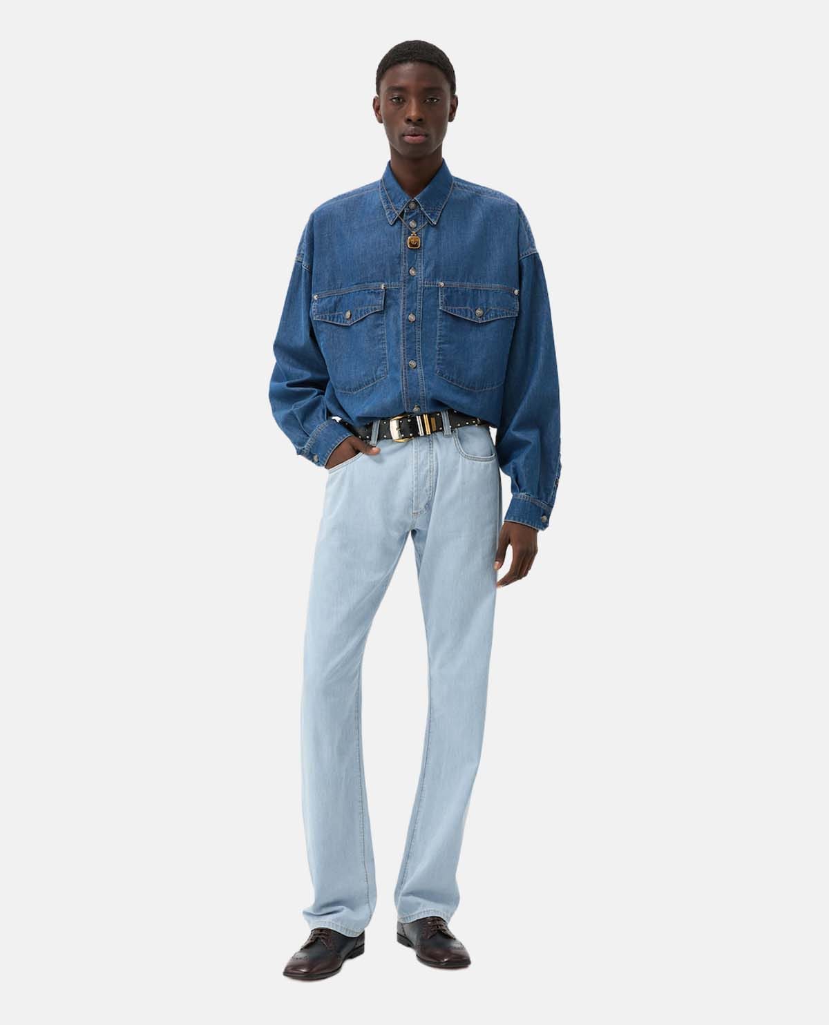 Quần jeans ống suông