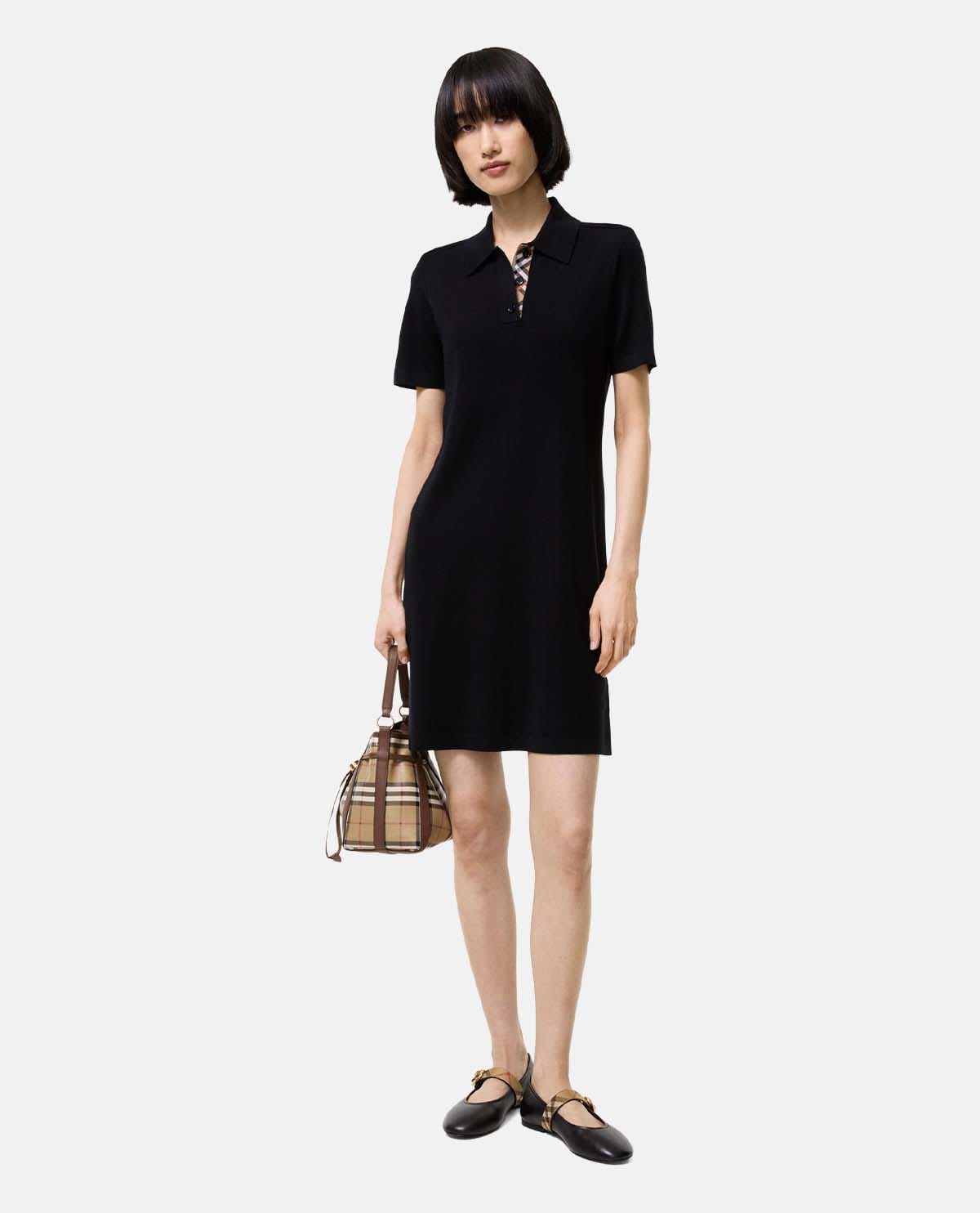 Đầm polo len tay ngắn