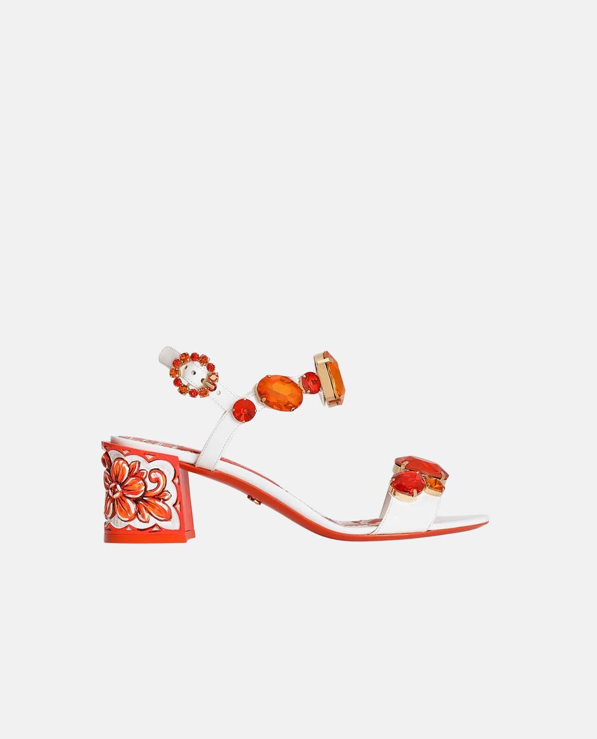 Giày sandal cao gót thêu họa tiết