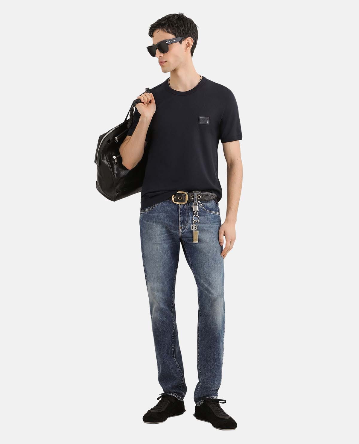 Áo thun cotton tay ngắn phối patch da