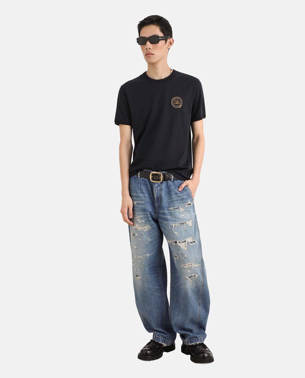 Áo thun tay ngắn phối patch huy hiệu