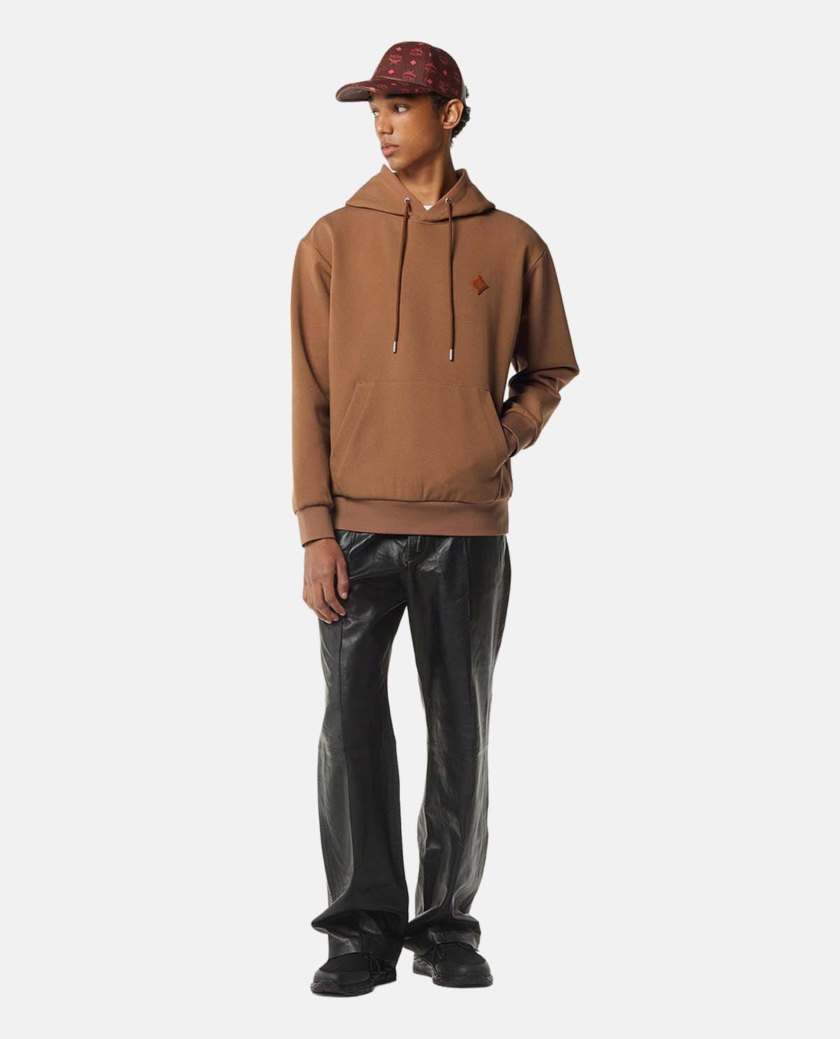 Áo hoodie tay dài phối logo Essential