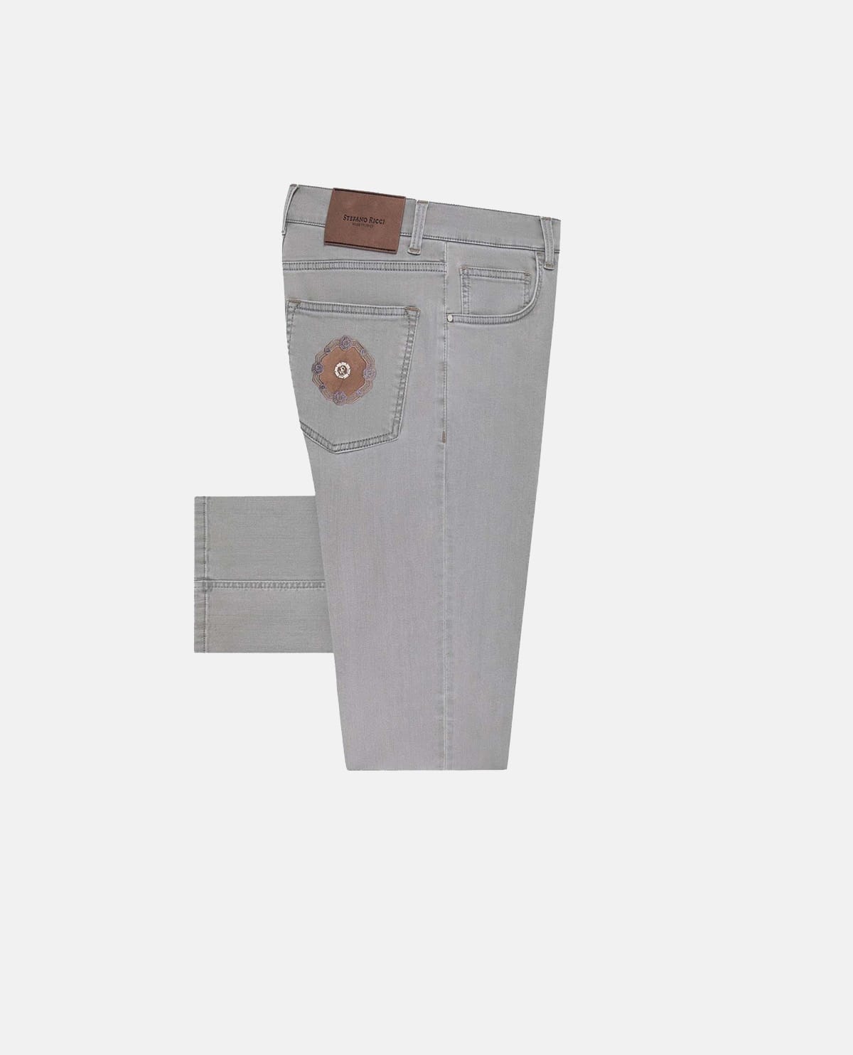 Quần jeans ống đứng phối logo
