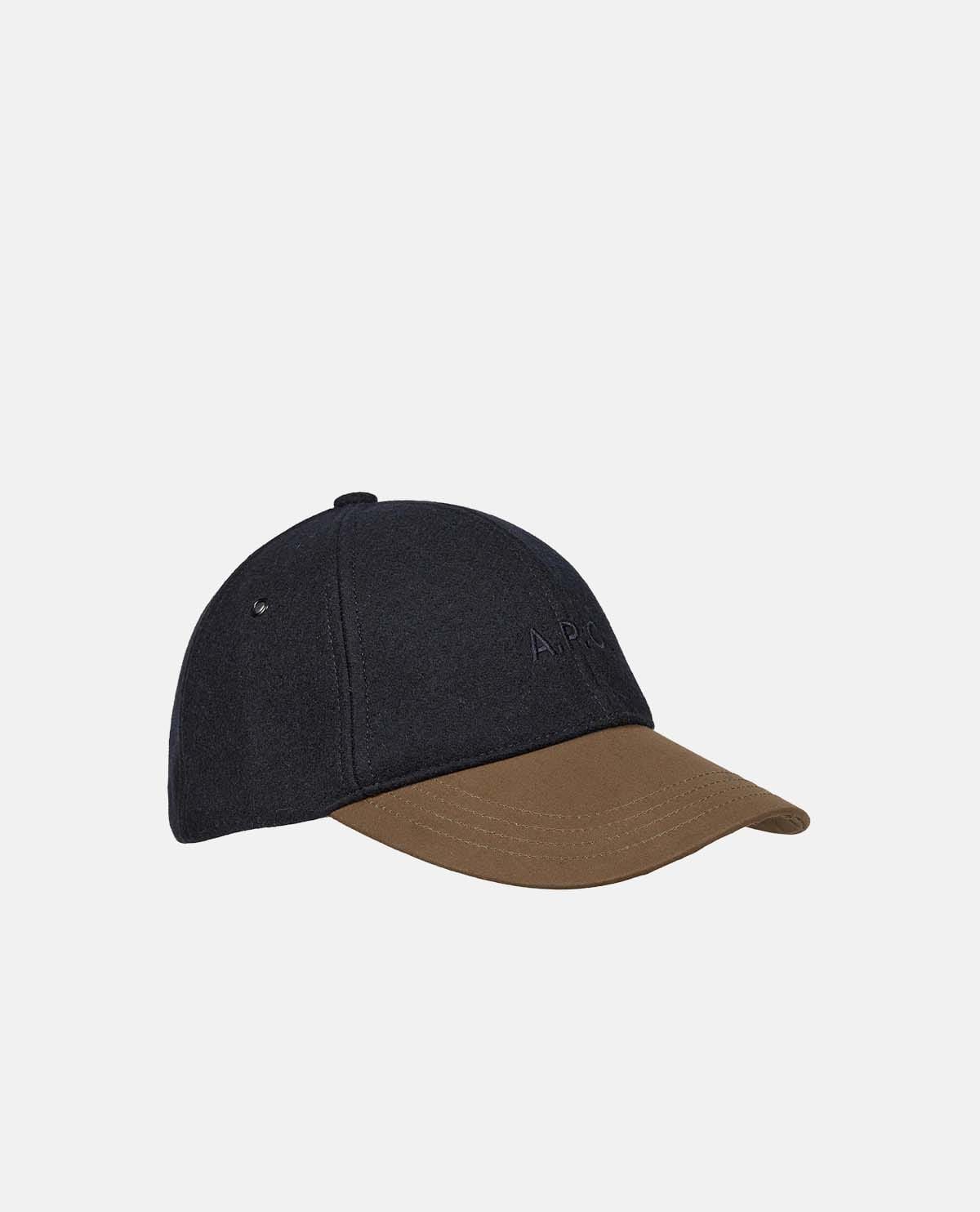 Nón lưỡi trai thêu logo A.P.C.