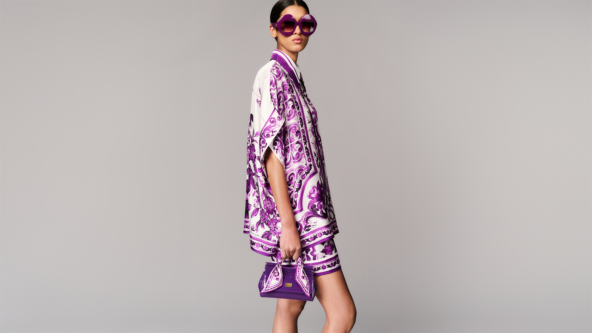 dolce-gabbana-fall-winter-205-collection-maiolica-bouganville-banner_2